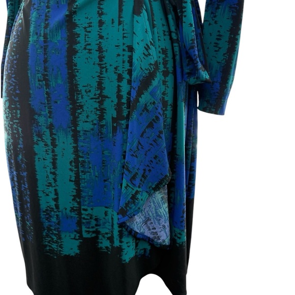 BCBG MaxAzria Adele Print Wrap Dress Size Small - Picture 5 of 9